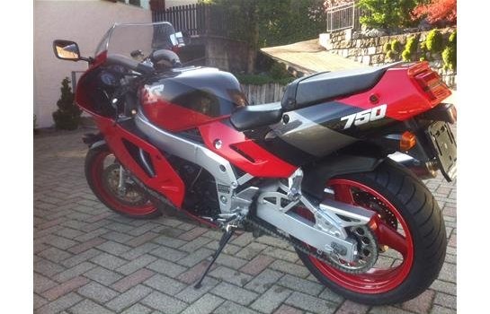 Offerta Kawasaki ZXR 750 - Immagine 1