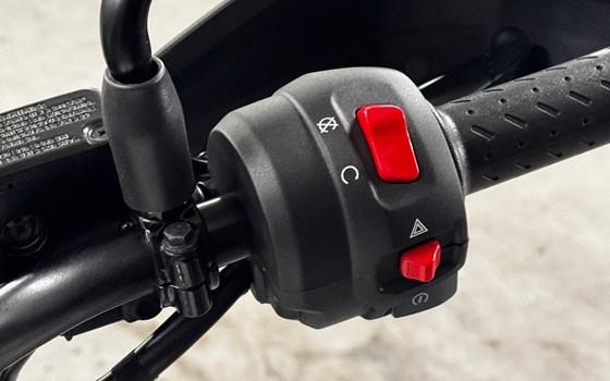 Neufahrzeug Triumph Scrambler 400 XC - Bild 11