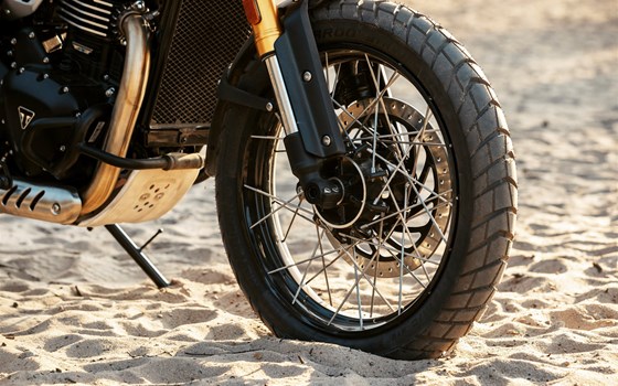 Neufahrzeug Triumph Scrambler 400 XC - Bild 17