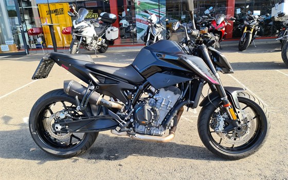 Gebrauchtmotorrad KTM 890 Duke - Bild 3 Gebrauchtmotorrad KTM 890 Duke - Bild 3