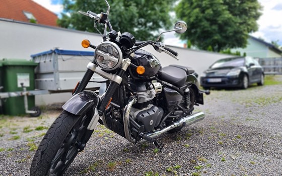 Gebrauchtmotorrad Royal Enfield Super Meteor 650 - Bild 8 Gebrauchtmotorrad Royal Enfield Super Meteor 650 - Bild 8