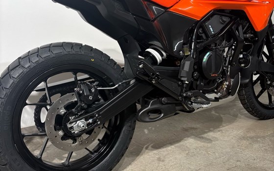 Neufahrzeug KTM 390 Adventure X - Bild 4 Neufahrzeug KTM 390 Adventure X - Bild 4
