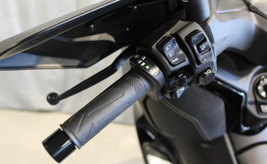 Angebot Yamaha XMAX 300 Tech MAX Bild 17: Angebot Yamaha XMAX 300 Tech MAX