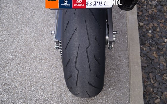 Gebrauchtmotorrad Ducati Monster 821 - Bild 8 Gebrauchtmotorrad Ducati Monster 821 - Bild 8