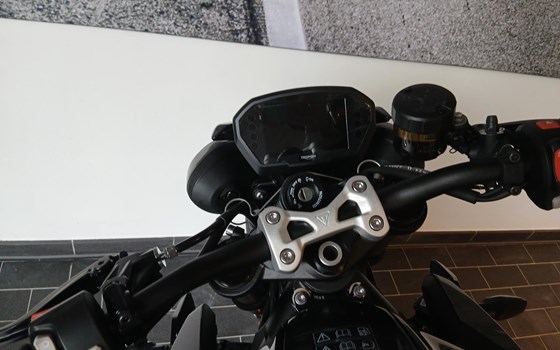 Neufahrzeug Triumph Street Triple 765 RS - Bild 8