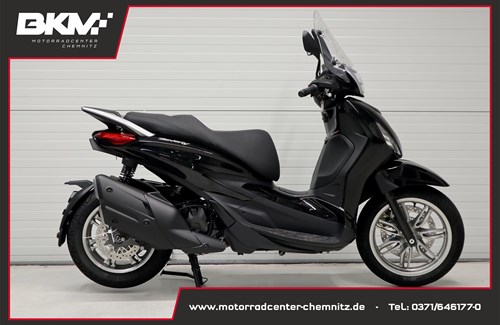 Neumotorrad Piaggio Beverly 400