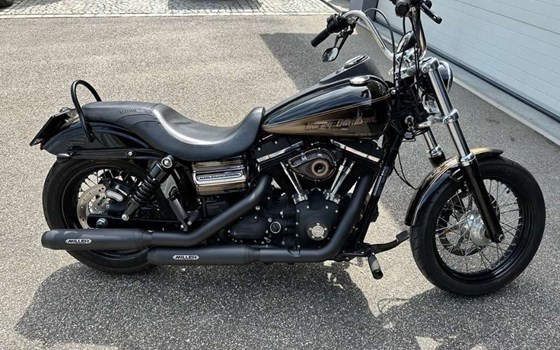 Gebrauchtmotorrad Harley-Davidson Street Bob 117 - Bild 1 Gebrauchtmotorrad Harley-Davidson Street Bob 117 - Bild 1