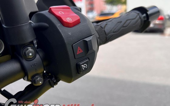 Gebrauchtmotorrad Suzuki V-Strom 1050 XT - Bild 16 Gebrauchtmotorrad Suzuki V-Strom 1050 XT - Bild 16