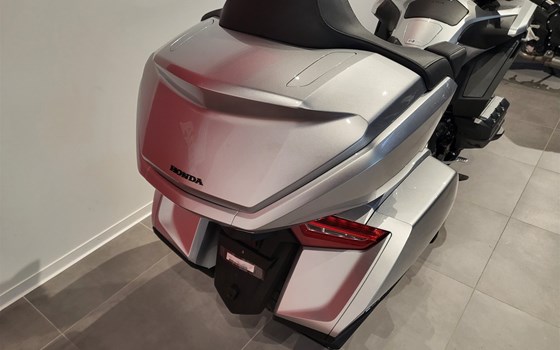 Neufahrzeug Honda GL 1800 Goldwing Tour DCT - Bild 10