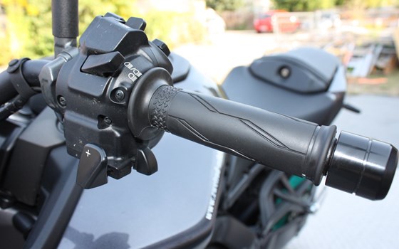 Gebrauchtmotorrad Yamaha MT-09 Y-AMT - Bild 11