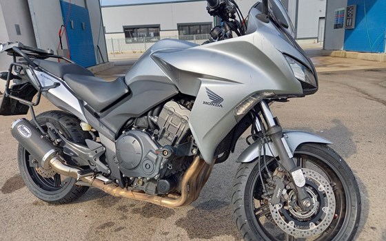 Gebrauchtmotorrad Honda CBF 1000 F - Bild 3 Gebrauchtmotorrad Honda CBF 1000 F - Bild 3