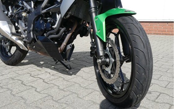 Gebrauchtmotorrad Kawasaki Z125 - Bild 4