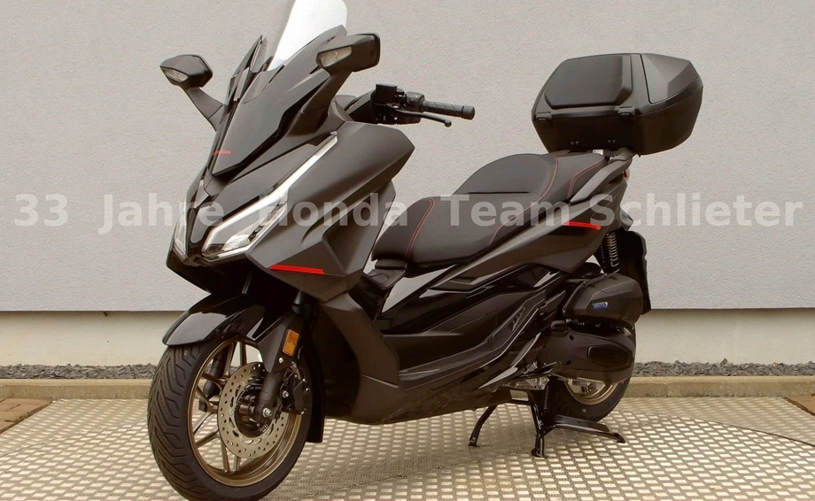 Offer Honda Forza 125 Bild 4: Offer Honda Forza 125