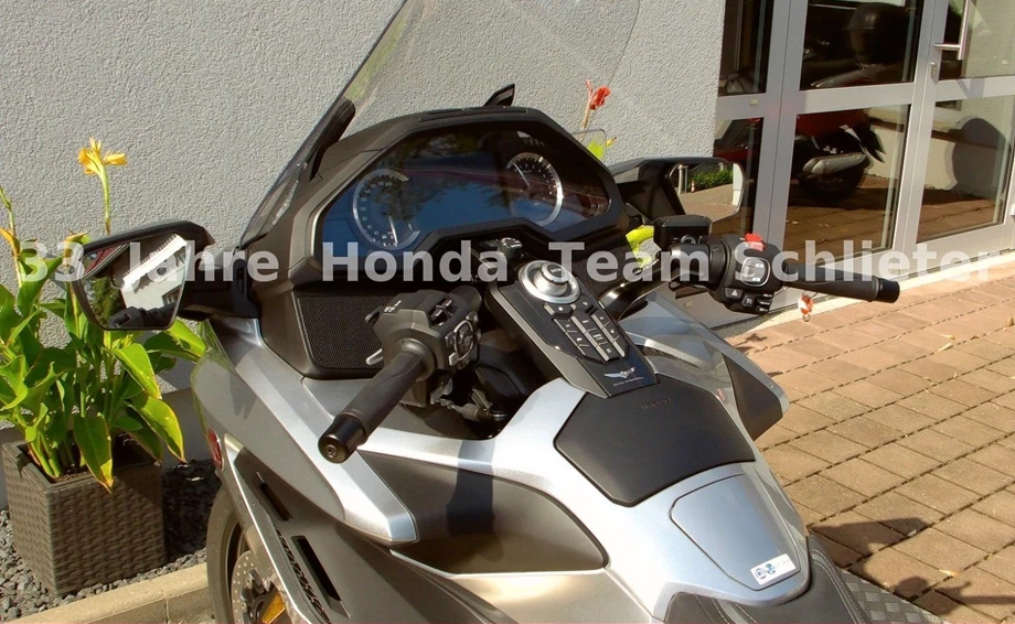 Offer Honda GL 1800 Goldwing Tour DCT Bild 11: Offer Honda GL 1800 Goldwing Tour DCT
