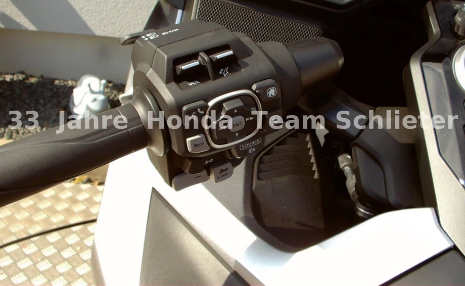 Offer Honda GL 1800 Goldwing Tour DCT Bild 12: Offer Honda GL 1800 Goldwing Tour DCT