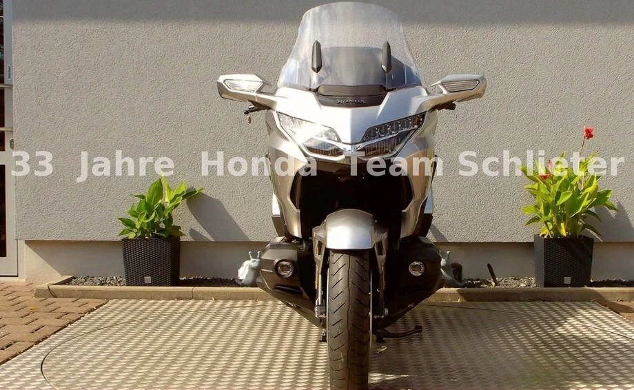 Offer Honda GL 1800 Goldwing Tour DCT Bild 3: Offer Honda GL 1800 Goldwing Tour DCT