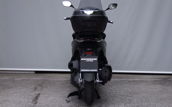 Gebrauchtmotorrad Honda SH350i - Bild 6 Gebrauchtmotorrad Honda SH350i - Bild 6
