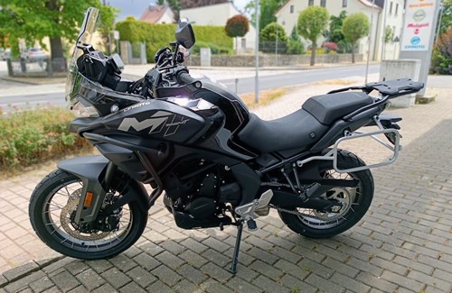 Neumotorrad CFMOTO 700MT
