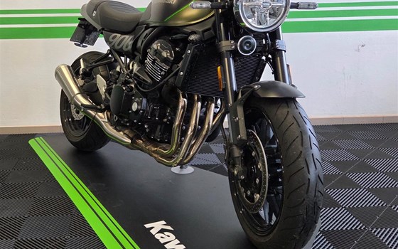Gebrauchtmotorrad Kawasaki Z900 RS - Bild 2