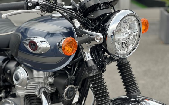 Gebrauchtmotorrad Kawasaki W800 - Bild 3