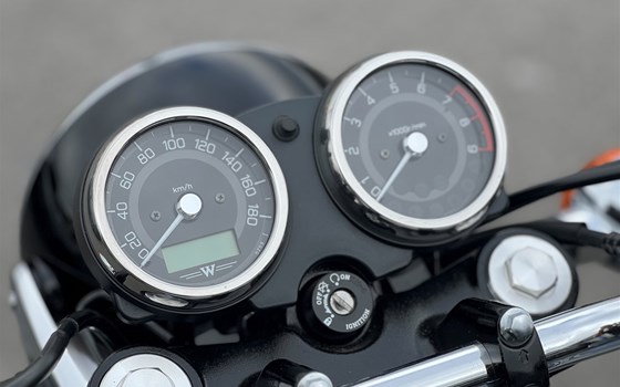 Gebrauchtmotorrad Kawasaki W800 - Bild 10