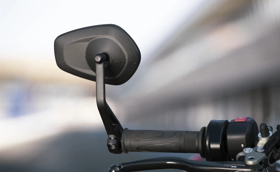 Angebot Triumph Street Triple RS Bild 4: Angebot Triumph Street Triple RS