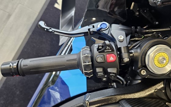 Neufahrzeug BMW M 1000 RR - Bild 13