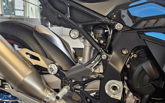 Neufahrzeug BMW M 1000 RR - Bild 18 Neufahrzeug BMW M 1000 RR - Bild 18