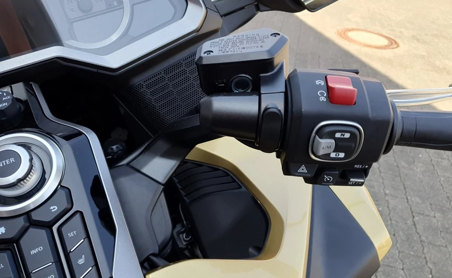 Offer Honda GL 1800 Goldwing Tour DCT Bild 19: Offer Honda GL 1800 Goldwing Tour DCT