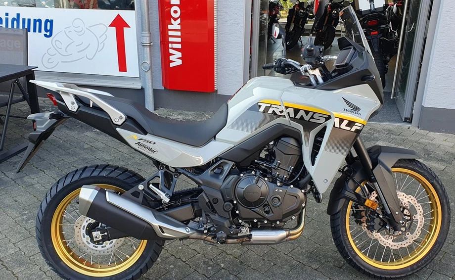 Angebot Honda XL750 Transalp Bild 2: Angebot Honda XL750 Transalp