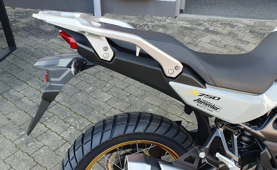 Angebot Honda XL750 Transalp Bild 4: Angebot Honda XL750 Transalp