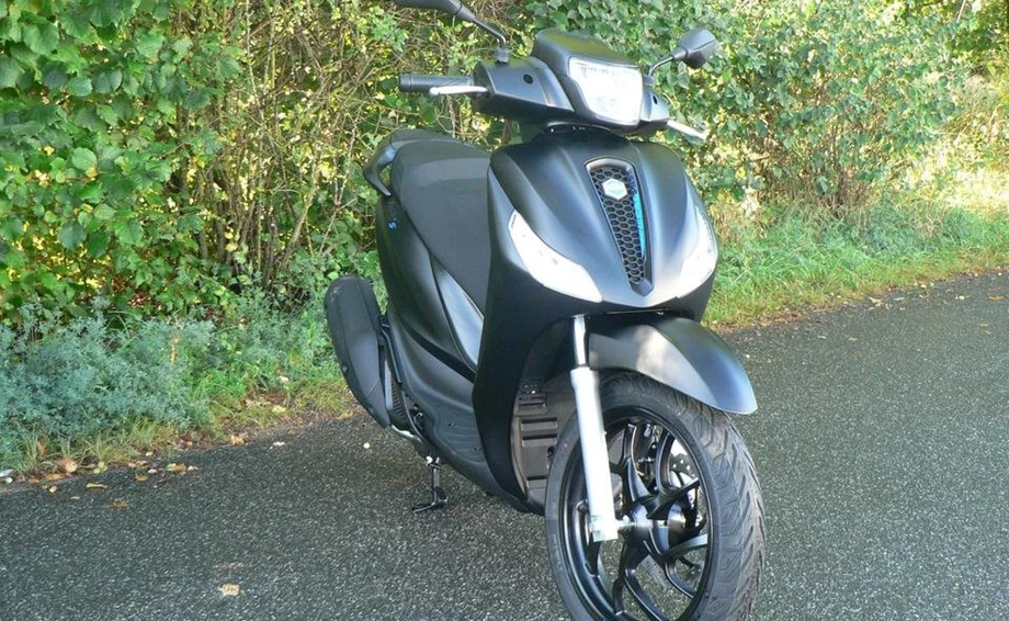 Angebot Piaggio Medley S 125 ie IGET Bild 3: Angebot Piaggio Medley S 125 ie IGET