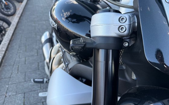 Gebrauchtmotorrad Triumph Rocket 3 R - Bild 6