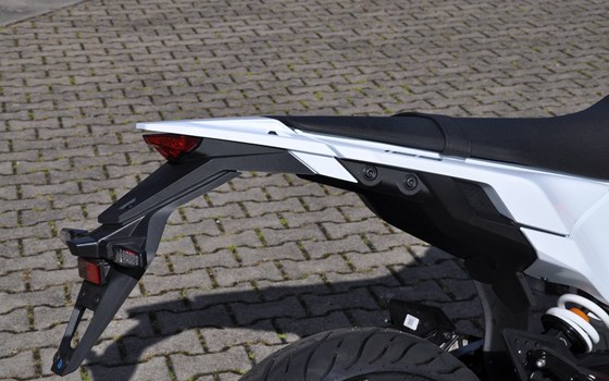 Neufahrzeug KTM 125 SMC R - Bild 14