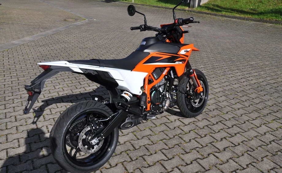 Angebot KTM 125 SMC R Bild 2: Angebot KTM 125 SMC R