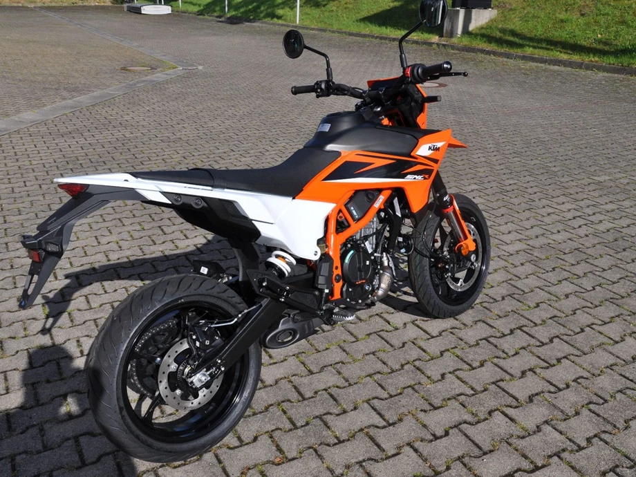 Angebot KTM 125 SMC R Bild 2: Angebot KTM 125 SMC R