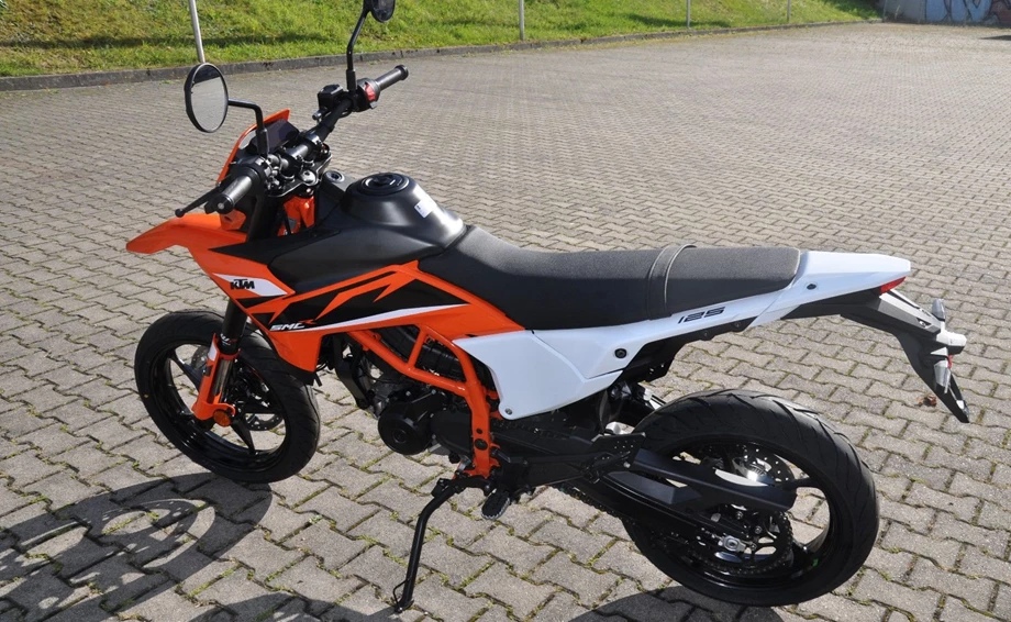 Angebot KTM 125 SMC R Bild 4: Angebot KTM 125 SMC R