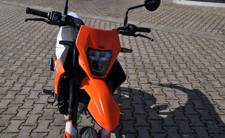 Angebot KTM 125 SMC R Bild 9: Angebot KTM 125 SMC R