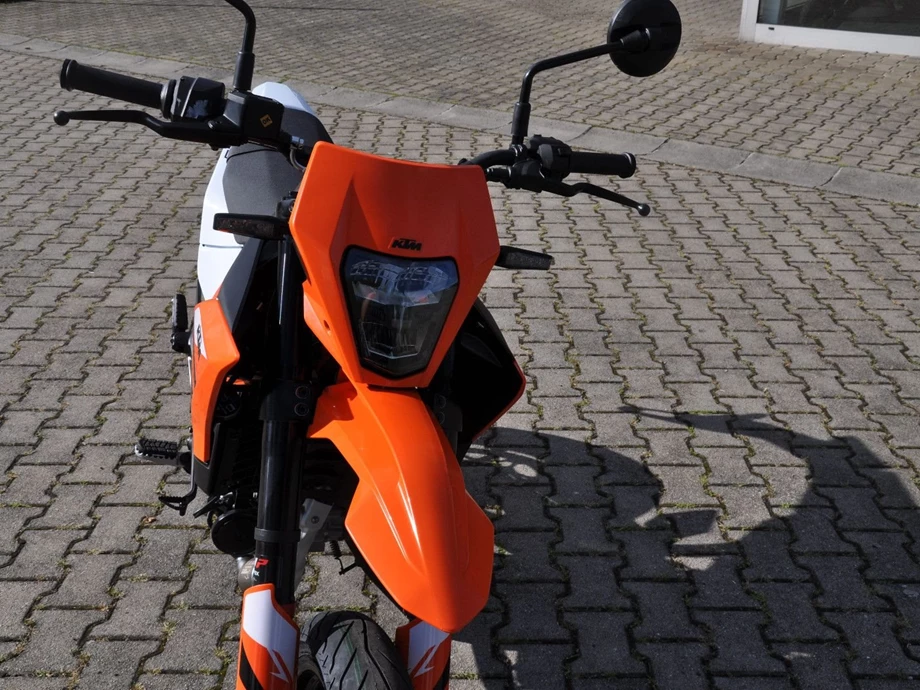 Angebot KTM 125 SMC R Bild 9: Angebot KTM 125 SMC R