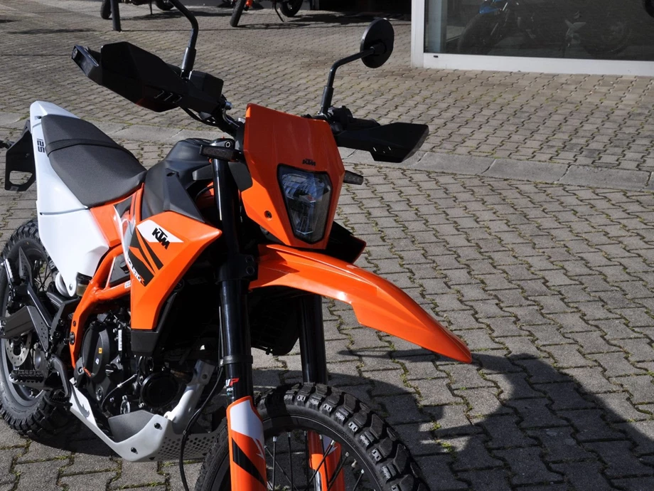 Angebot KTM 125 Enduro R Bild 13: Angebot KTM 125 Enduro R