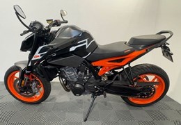 Gebrauchte KTM 890 Duke GP