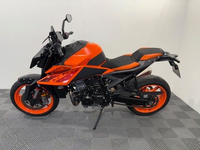 KTM 990 Duke