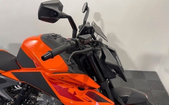 Gebrauchtmotorrad KTM 990 Duke - Bild 3