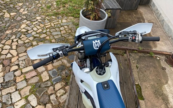 Neufahrzeug Husqvarna FE 501 - Bild 4