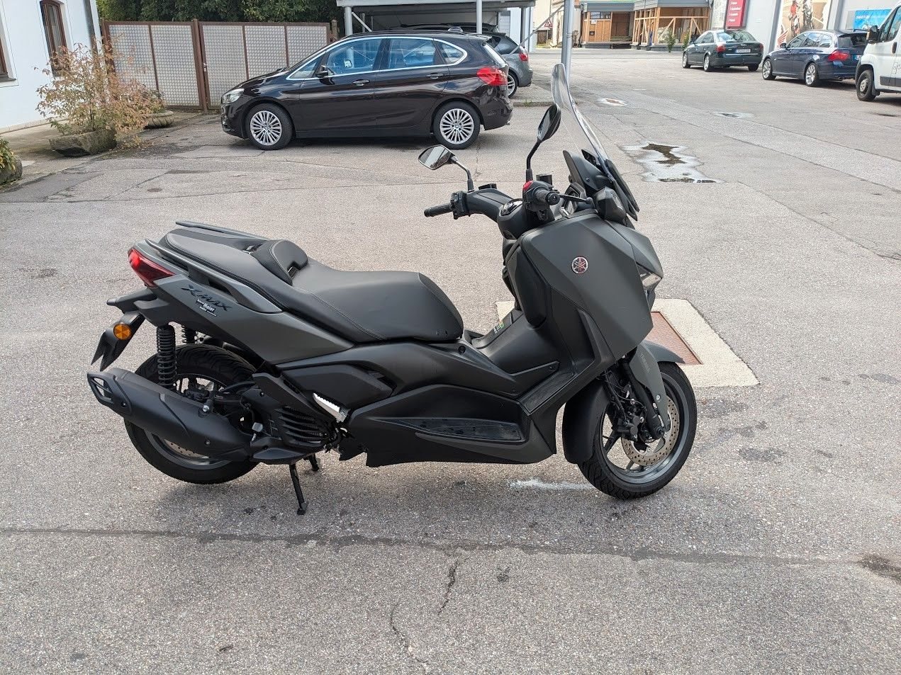 Yamaha XMAX 125 