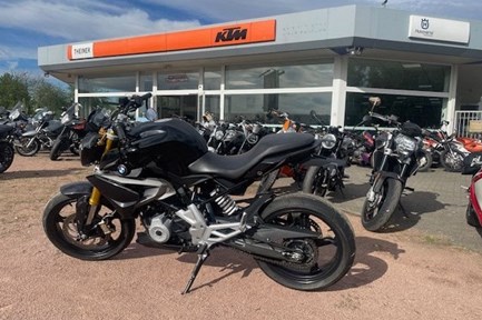 BMW G 310 R