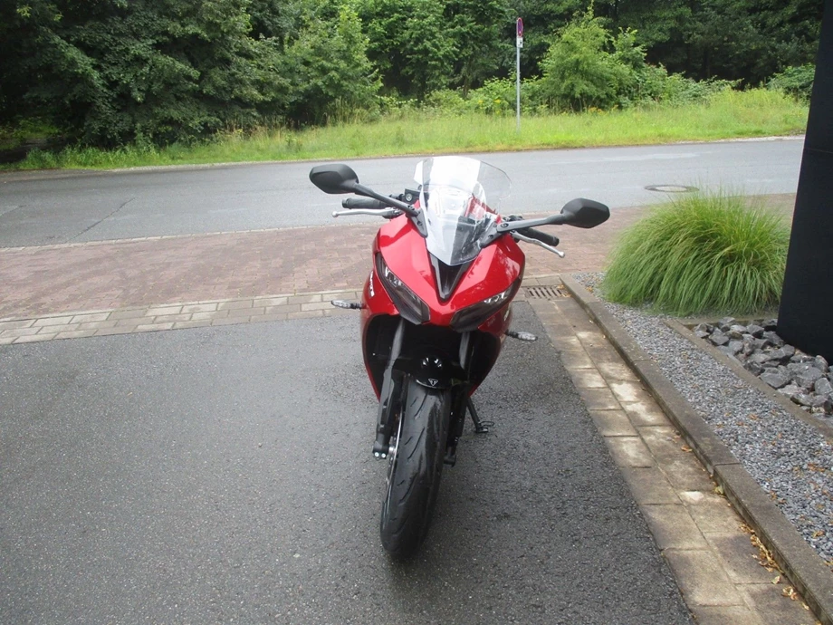 Angebot Triumph Daytona 660 Bild 4: Angebot Triumph Daytona 660