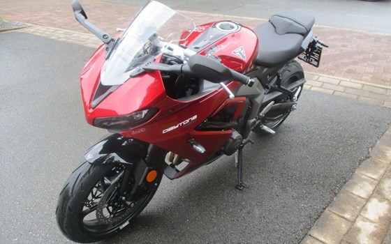 Gebrauchtmotorrad Triumph Daytona 660 - Bild 5