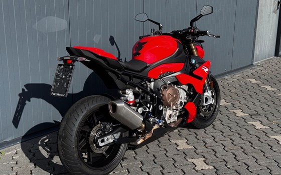Gebrauchtmotorrad BMW S 1000 R - Bild 2