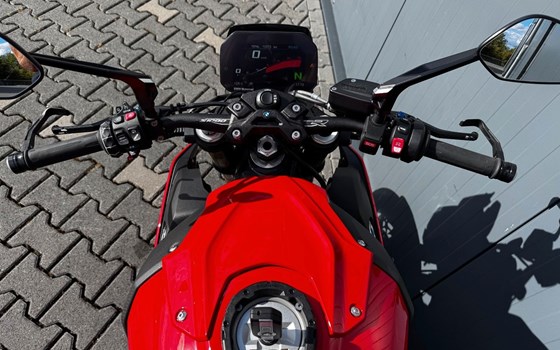 Gebrauchtmotorrad BMW S 1000 R - Bild 5